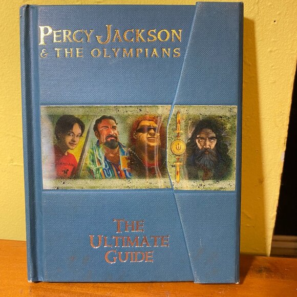 RARE! Percy Jackson Ultimate Guide Hardcover w/ ALL 9 Collectible Trading Cards - Picture 1 of 12